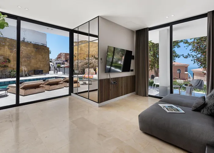 Karat Stone Costa Adeje (Tenerife)